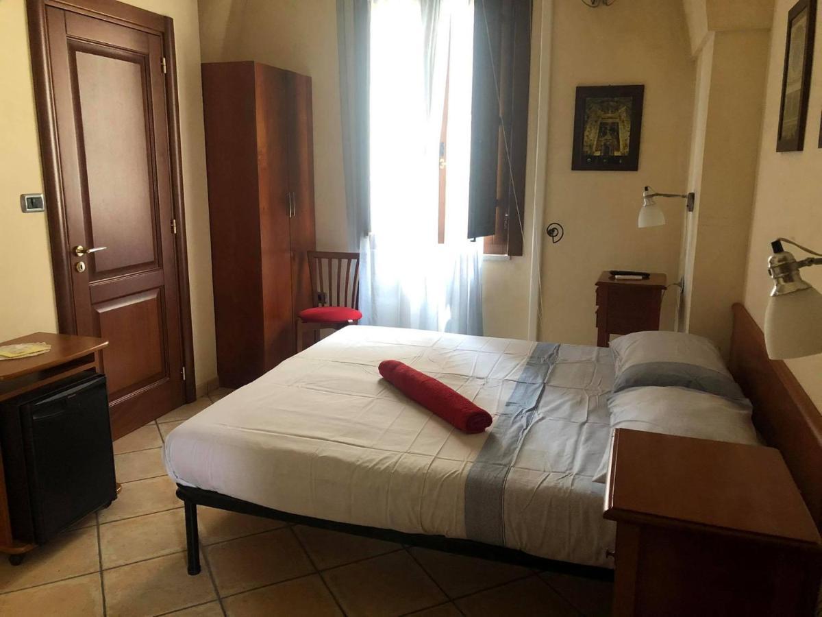 Mini Hotel Peperoncino Palace 2 Ракале Екстер'єр фото